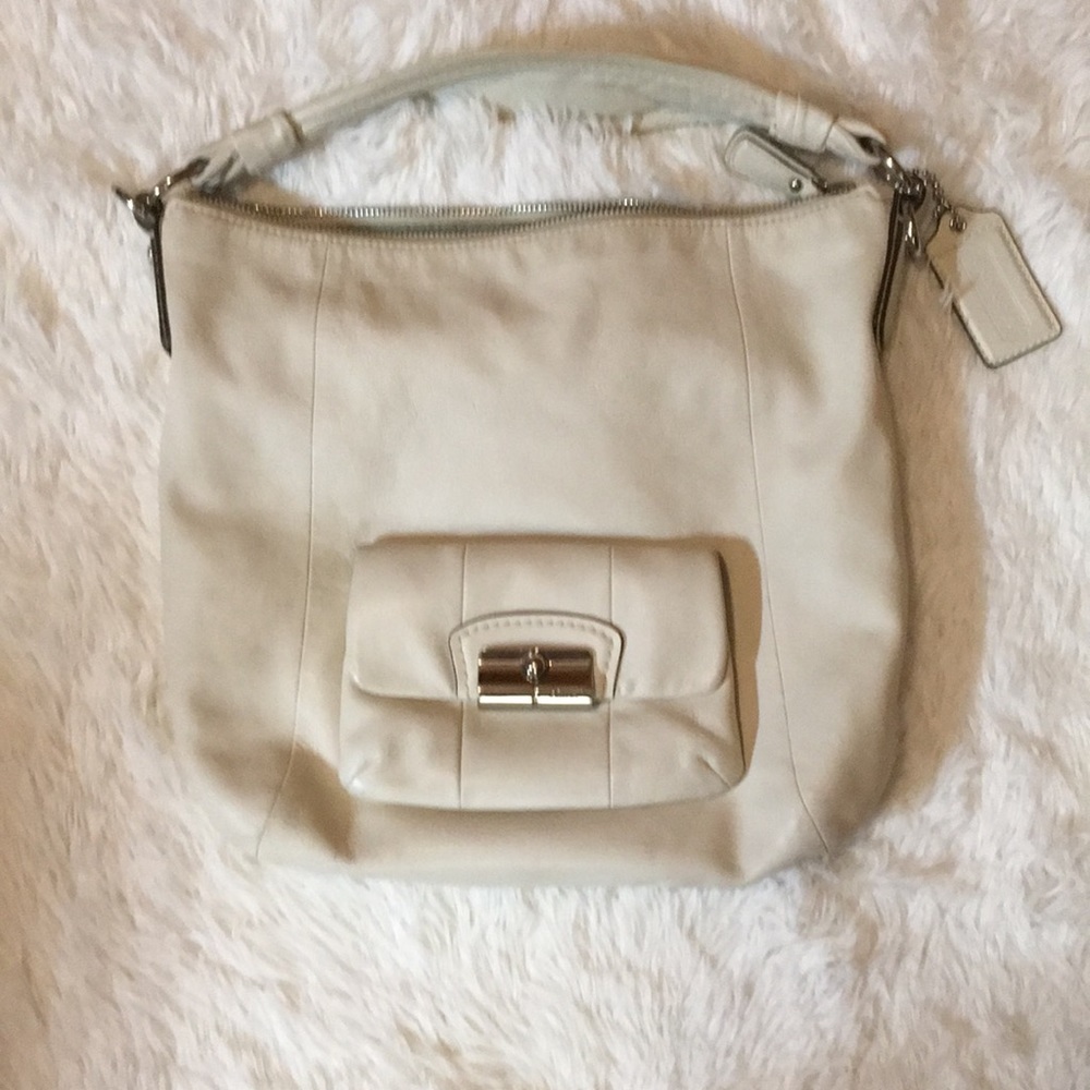 COACH White Kristin Shoulder bag genuine leather